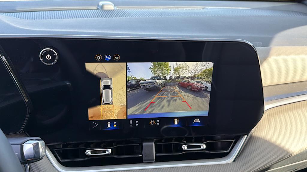 Thumbnail: 2026 Chevrolet Equinox - 25