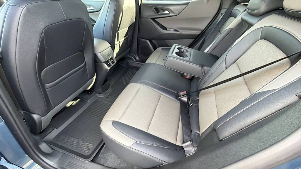 Thumbnail: 2026 Chevrolet Equinox - 12