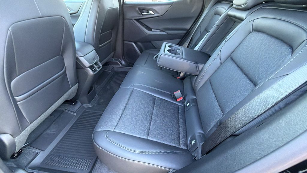 Thumbnail: 2027 Chevrolet Equinox - 12