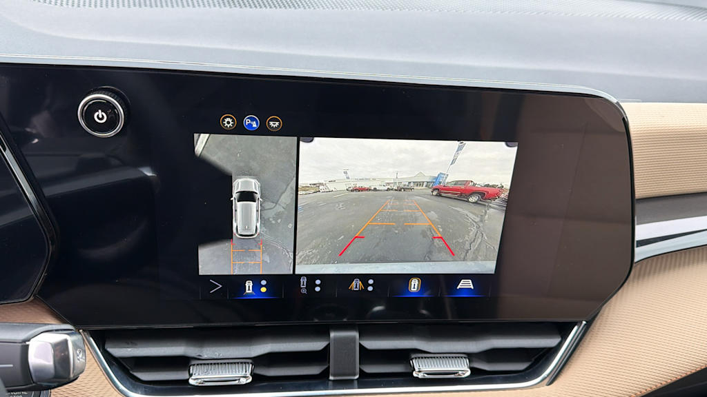 Thumbnail: 2026 Chevrolet Equinox - 24