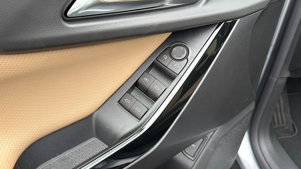 Thumbnail: 2026 Chevrolet Equinox - 28