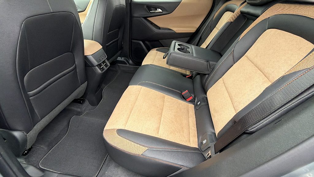 Thumbnail: 2026 Chevrolet Equinox - 12