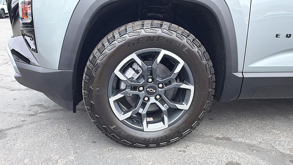 Thumbnail: 2027 Chevrolet Equinox - 8