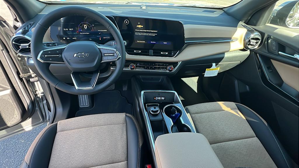 Thumbnail: 2026 Chevrolet Equinox - 13