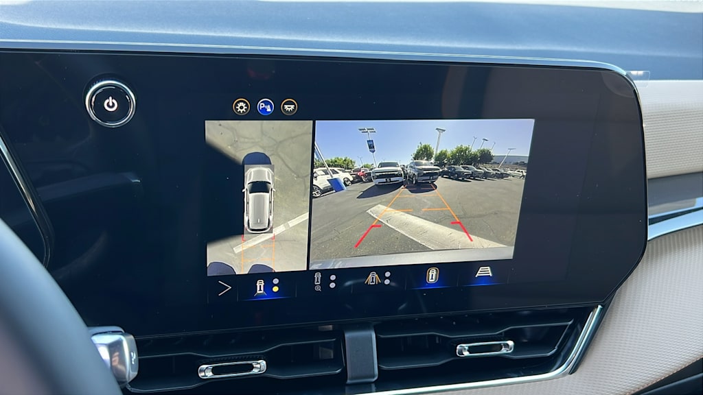 Thumbnail: 2026 Chevrolet Equinox - 23