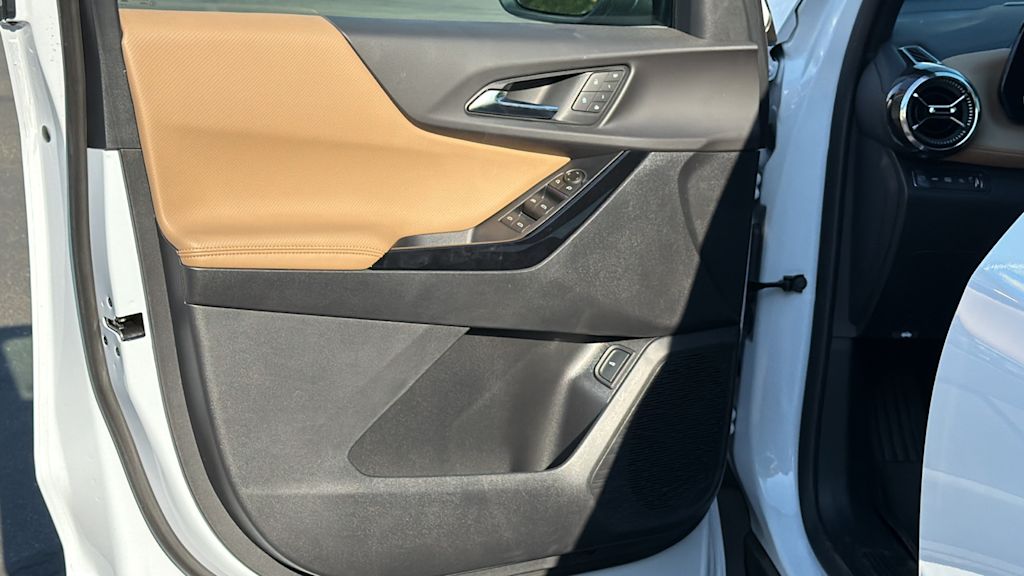 Thumbnail: 2026 Chevrolet Equinox - 28