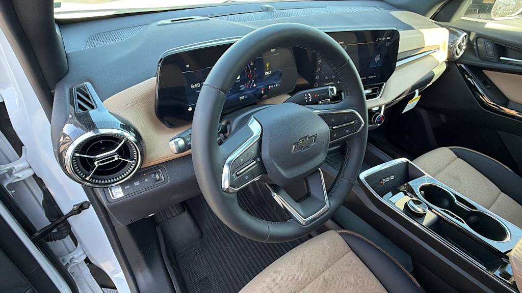 Thumbnail: 2026 Chevrolet Equinox - 2