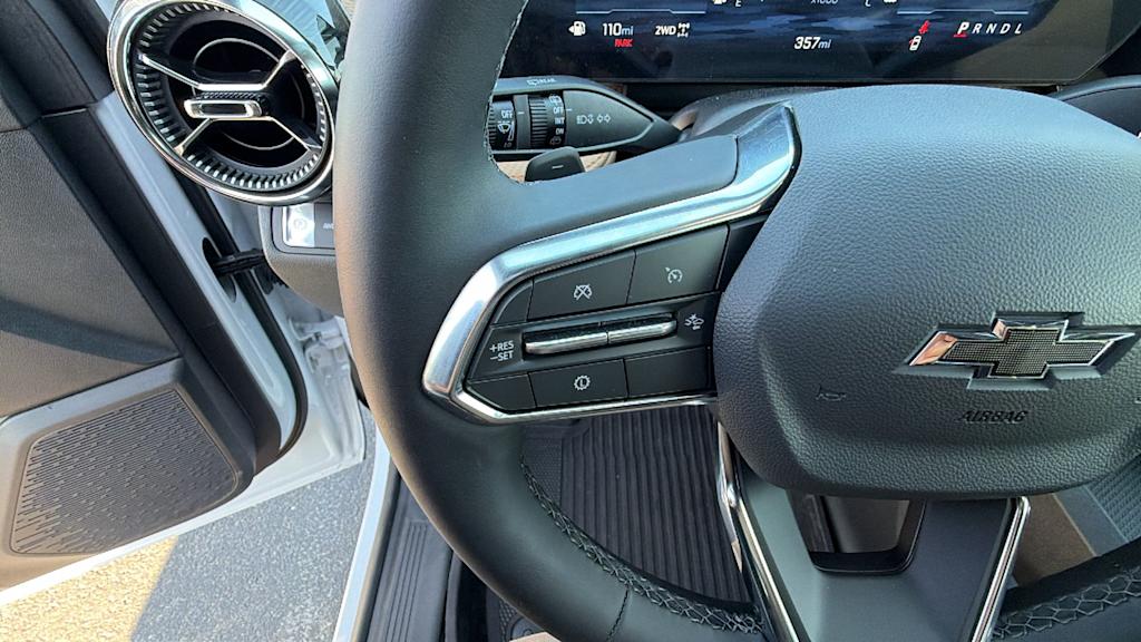 Thumbnail: 2026 Chevrolet Equinox - 24