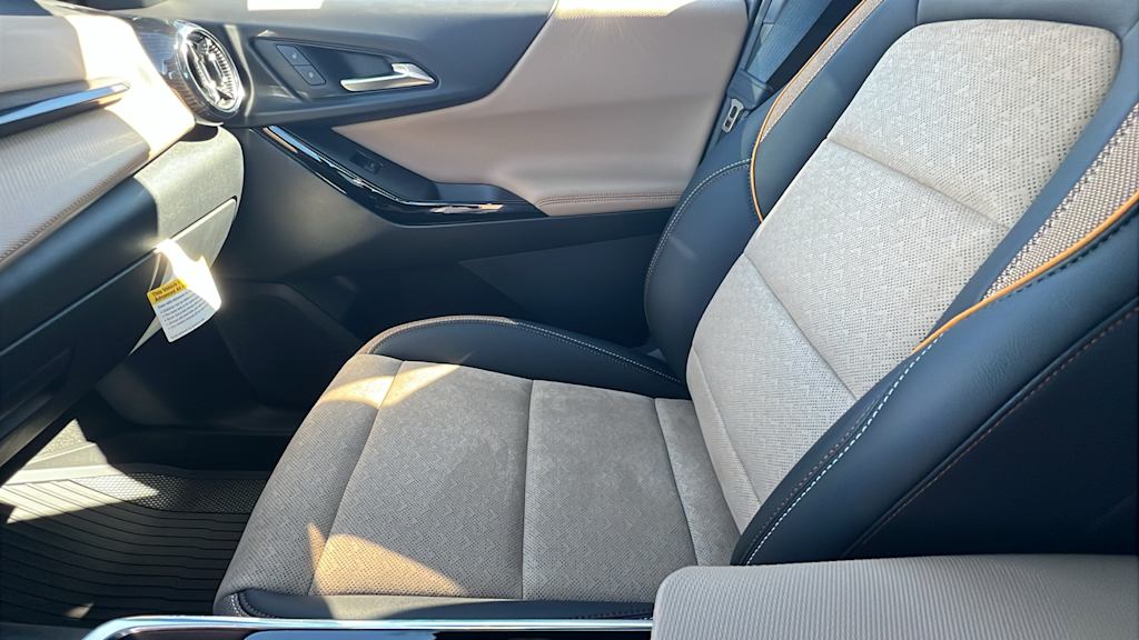 Thumbnail: 2026 Chevrolet Equinox - 11