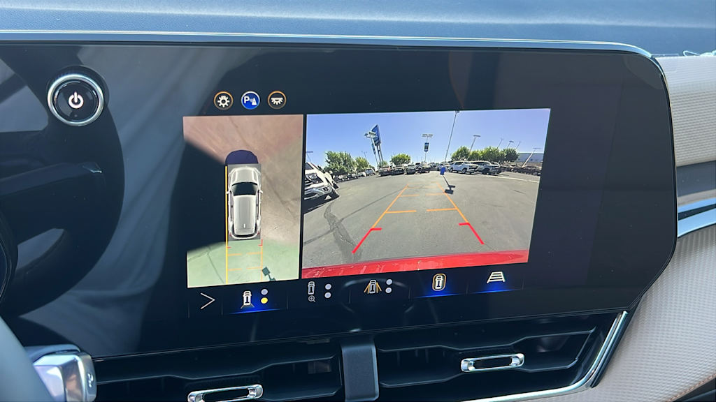 Thumbnail: 2026 Chevrolet Equinox - 24