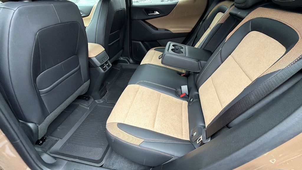 Thumbnail: 2027 Chevrolet Equinox - 28