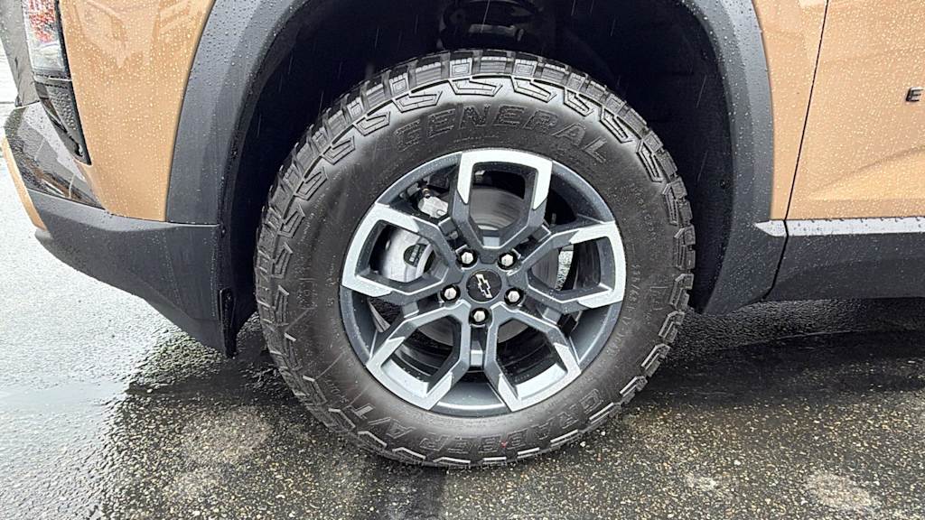 Thumbnail: 2027 Chevrolet Equinox - 8