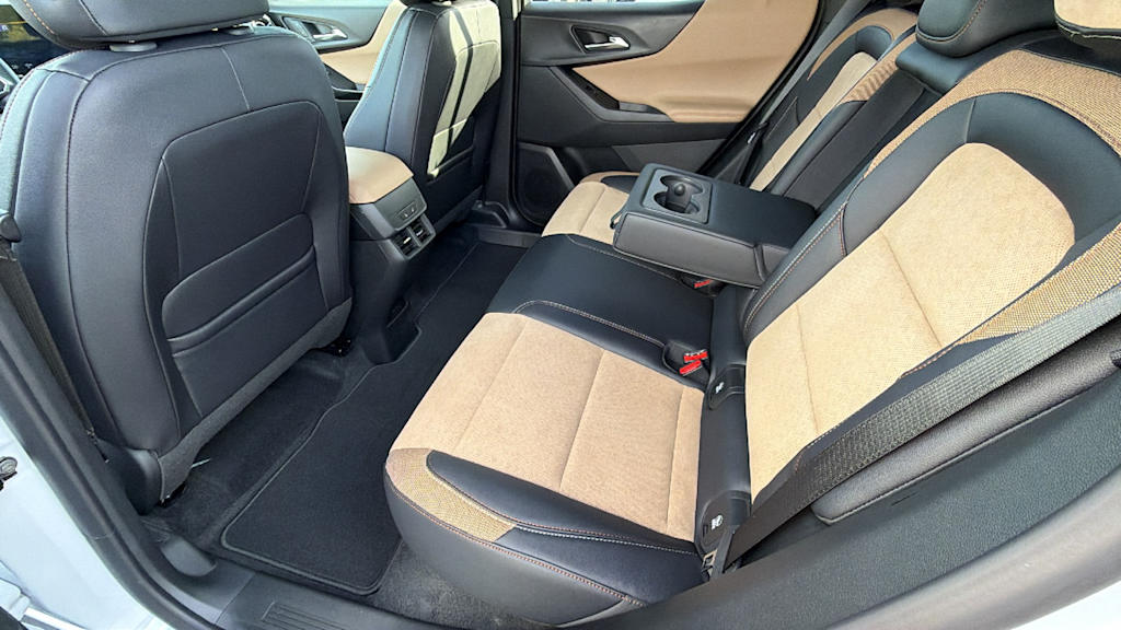 Thumbnail: 2026 Chevrolet Equinox - 12