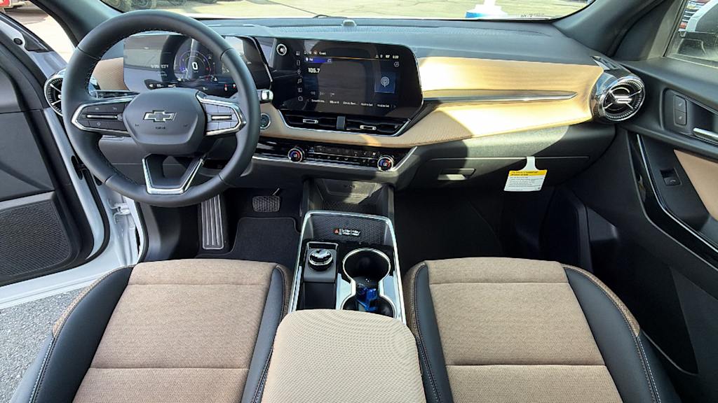 Thumbnail: 2026 Chevrolet Equinox - 13