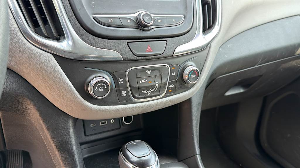 Thumbnail: 2020 Chevrolet Equinox - 17