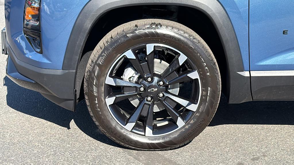 Thumbnail: 2027 Chevrolet Equinox - 8