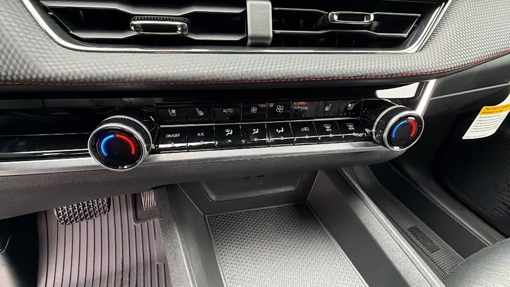 Thumbnail: 2026 Chevrolet Equinox - 22