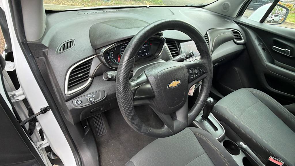 Thumbnail: 2020 Chevrolet Trax - 2