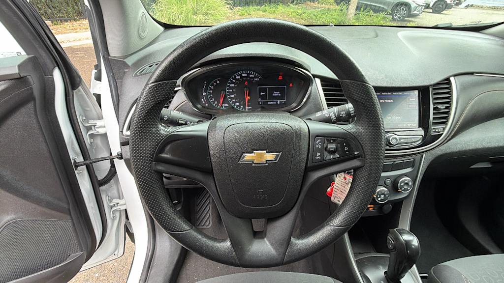 Thumbnail: 2020 Chevrolet Trax - 9
