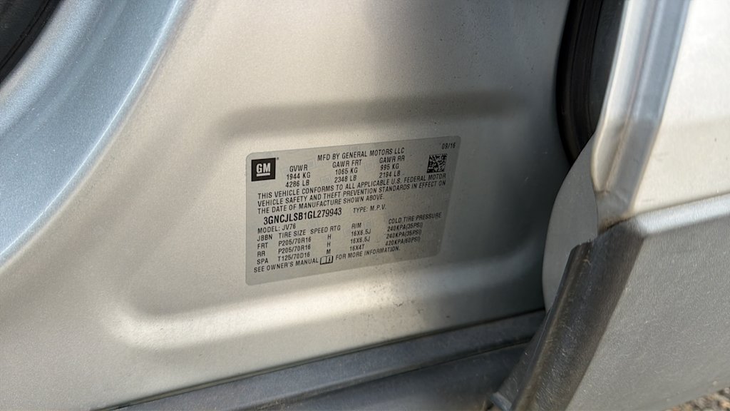 Thumbnail: 2016 Chevrolet Trax - 17