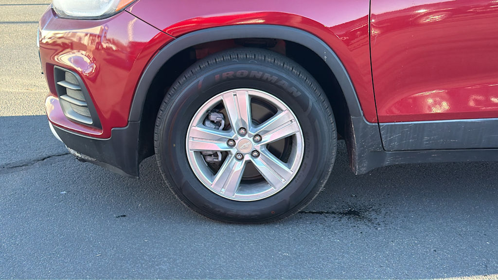 Thumbnail: 2019 Chevrolet Trax - 8