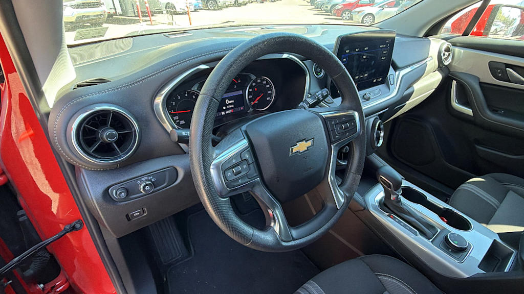 Thumbnail: 2025 Chevrolet Blazer - 2