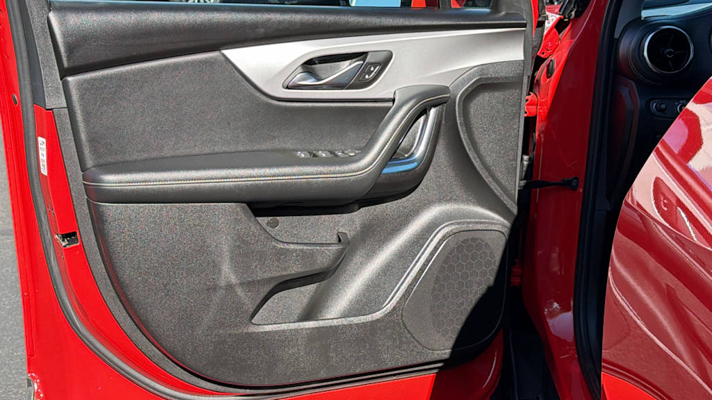 Thumbnail: 2025 Chevrolet Blazer - 29