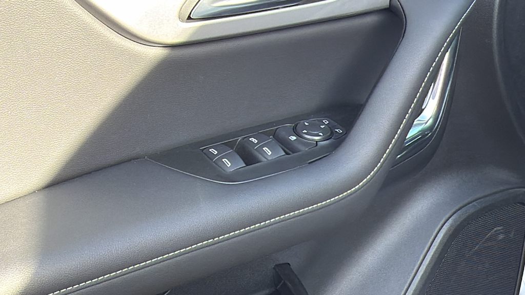 Thumbnail: 2026 Chevrolet Blazer - 28