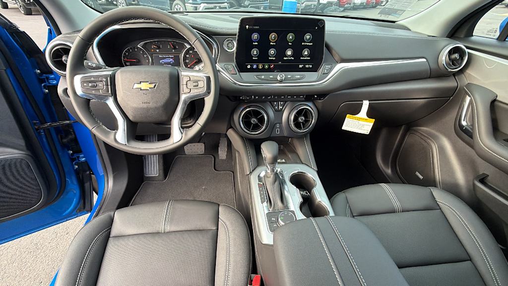 Thumbnail: 2025 Chevrolet Blazer - 14
