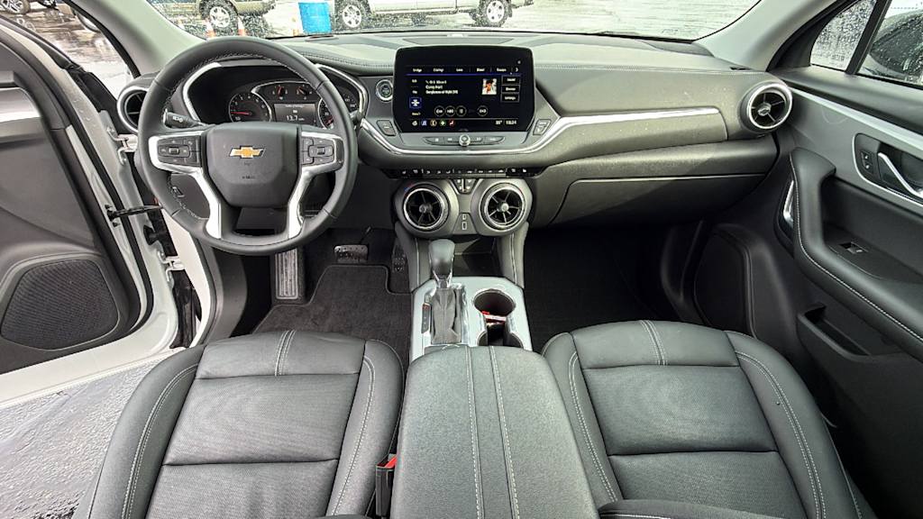 Thumbnail: 2024 Chevrolet Blazer - 30