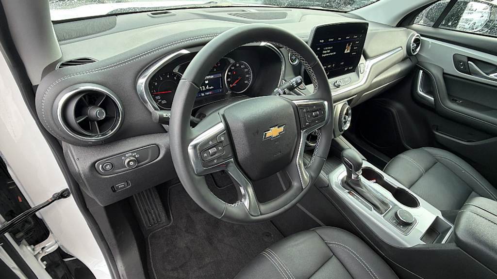 Thumbnail: 2024 Chevrolet Blazer - 2