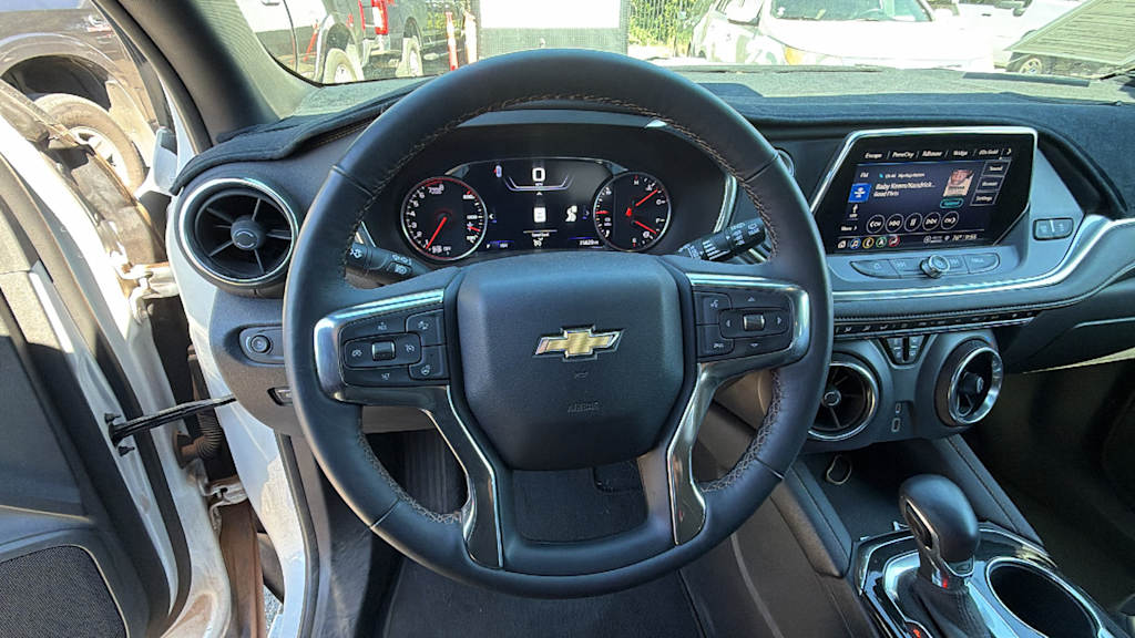 Thumbnail: 2022 Chevrolet Blazer - 8