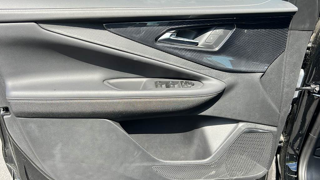 Thumbnail: 2024 Chevrolet Blazer EV - 30