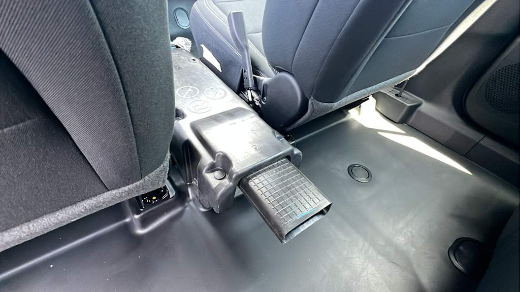 Thumbnail: 2024 Chevrolet Blazer EV - 15