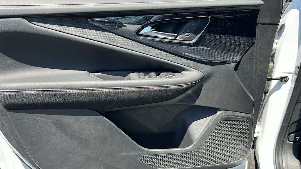 Thumbnail: 2024 Chevrolet Blazer EV - 29