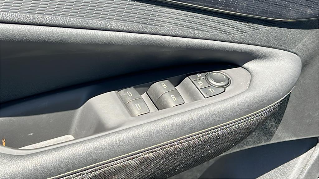 Thumbnail: 2024 Chevrolet Blazer EV - 28