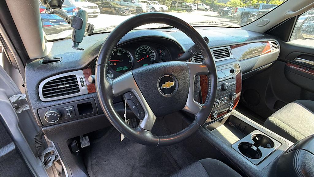 Thumbnail: 2012 Chevrolet Avalanche 1500 - 2