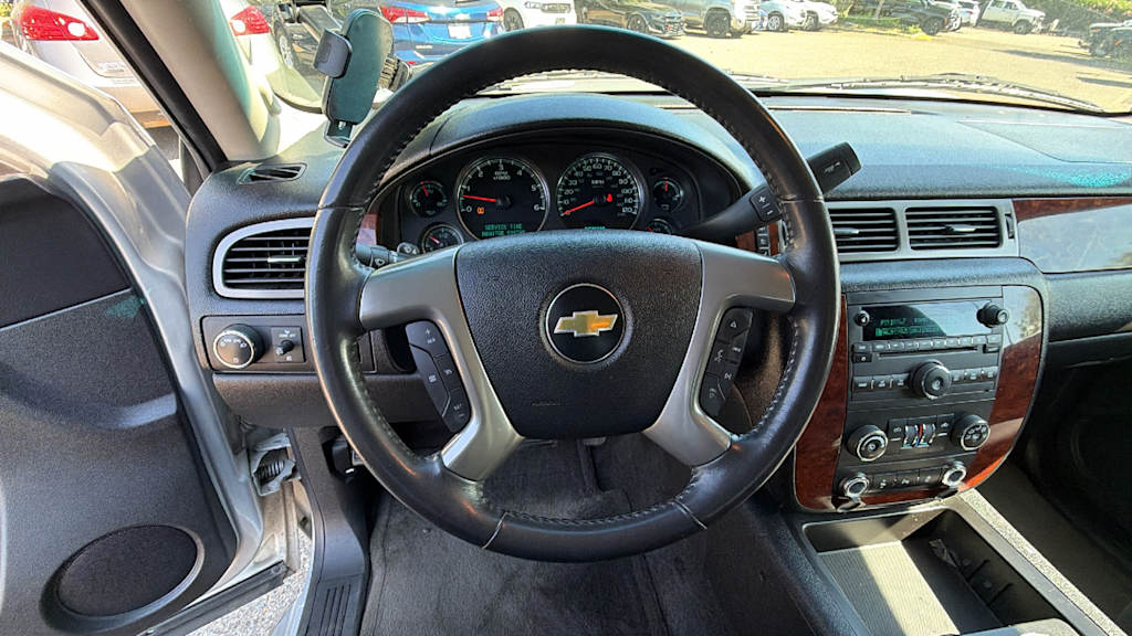 Thumbnail: 2012 Chevrolet Avalanche 1500 - 11