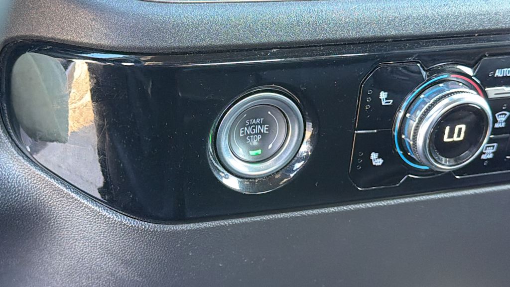 Thumbnail: 2024 GMC Sierra 1500 - 24