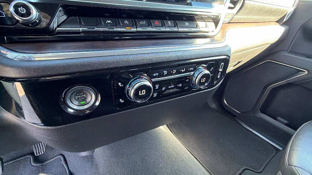 Thumbnail: 2024 GMC Sierra 1500 - 22