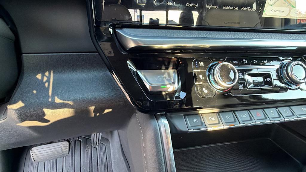 Thumbnail: 2023 GMC Sierra 1500 - 24