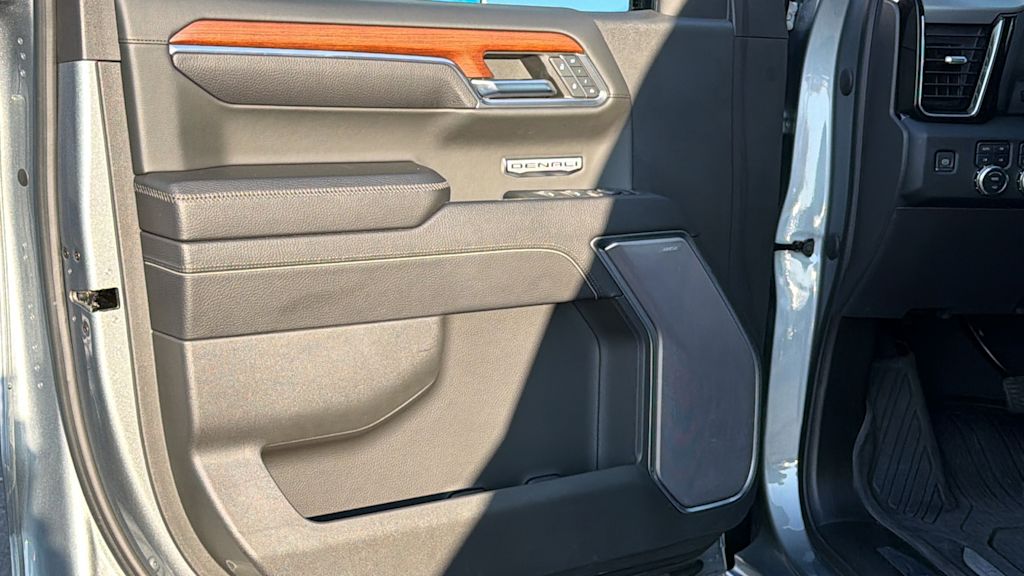 Thumbnail: 2023 GMC Sierra 1500 - 28