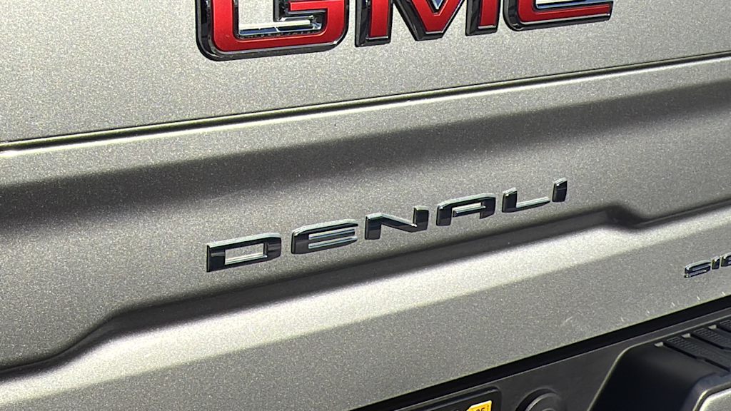 Thumbnail: 2023 GMC Sierra 1500 - 7