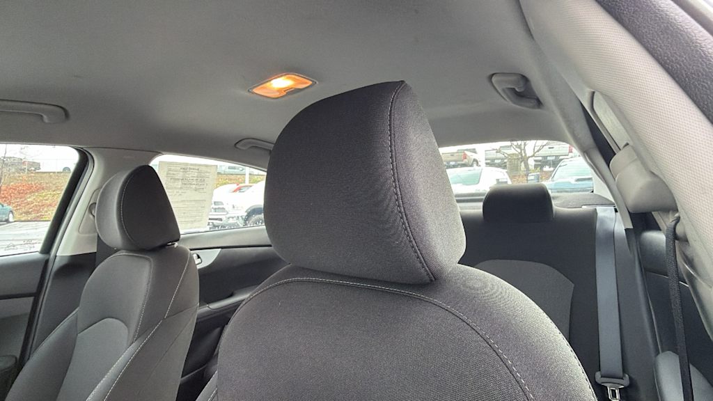 Thumbnail: 2023 Kia Forte - 10