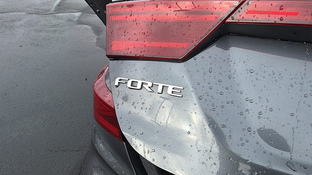 Thumbnail: 2023 Kia Forte - 7