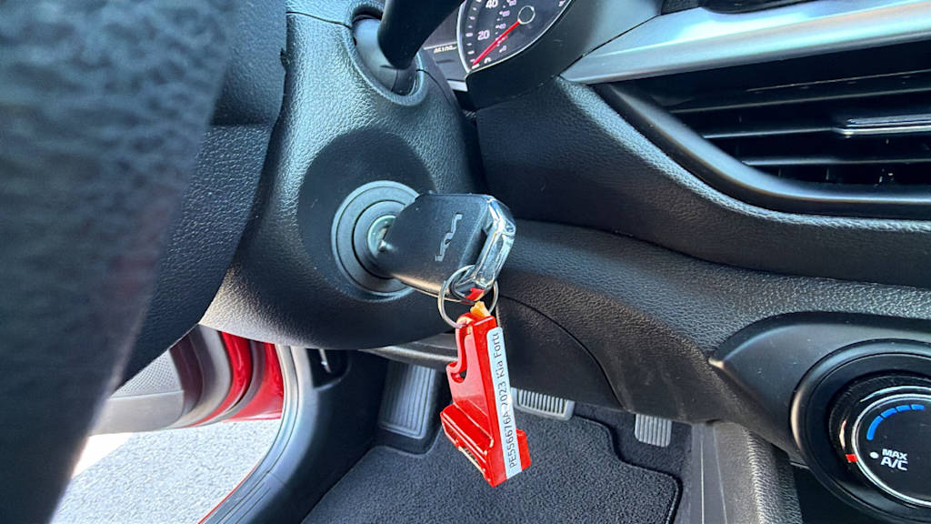 Thumbnail: 2023 Kia Forte - 25