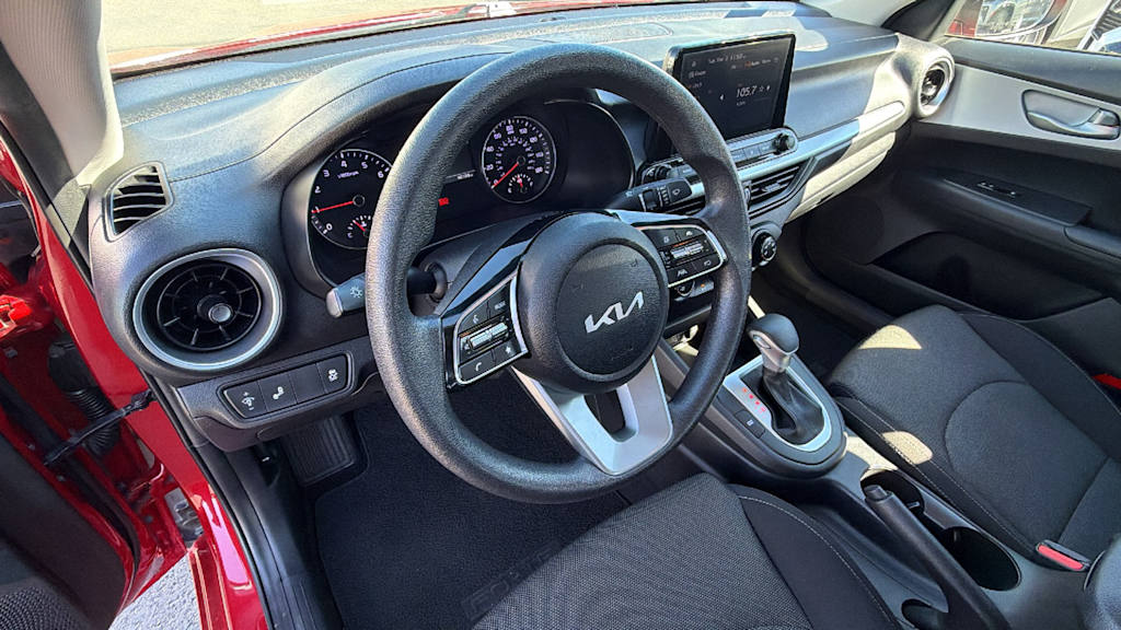 Thumbnail: 2023 Kia Forte - 2