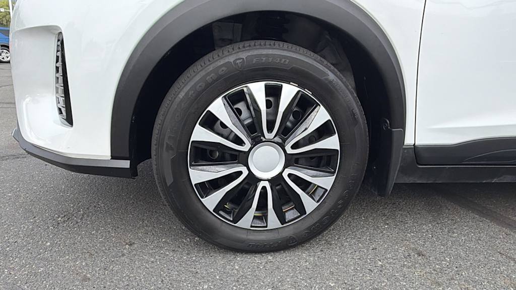 Thumbnail: 2024 Nissan Kicks - 8