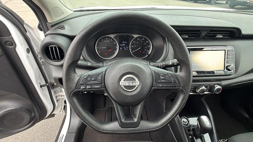 Thumbnail: 2024 Nissan Kicks - 9