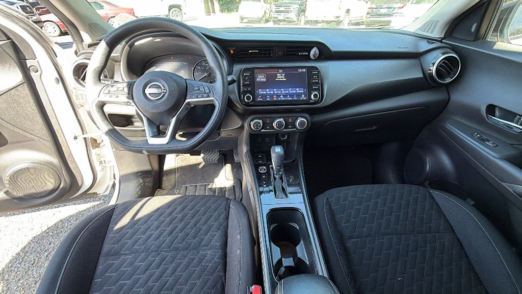 Thumbnail: 2023 Nissan Kicks - 11